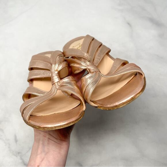 Christian Louboutin Rose Gold Strappy Twist Knot Leather Mule Sandal Heels 39.5 - Picture 6 of 14